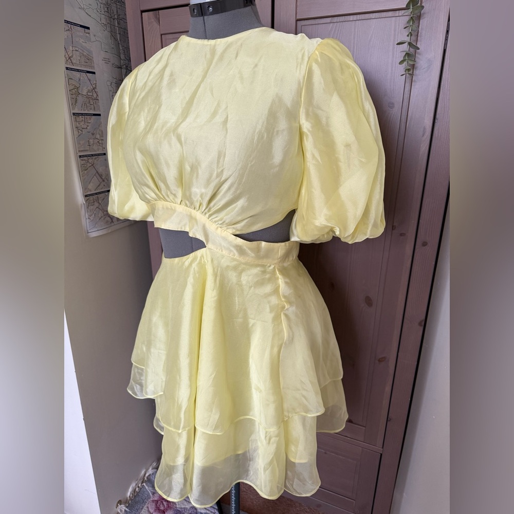 Bardot Light Yellow Cutout Puff-Sleeve Mini Dress - Picture 2 of 8